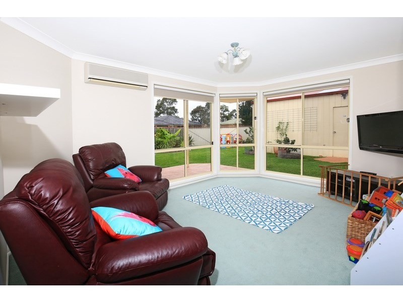 10 Almond Grove, Worrigee NSW 2540