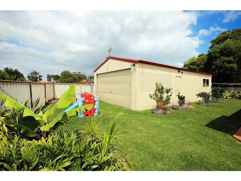 10 Almond Grove, Worrigee NSW 2540