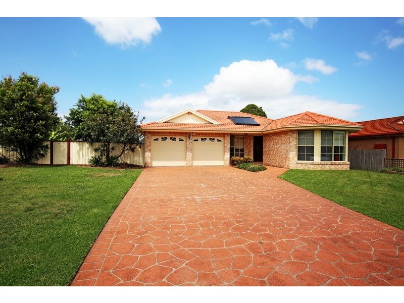 10 Almond Grove, Worrigee NSW 2540