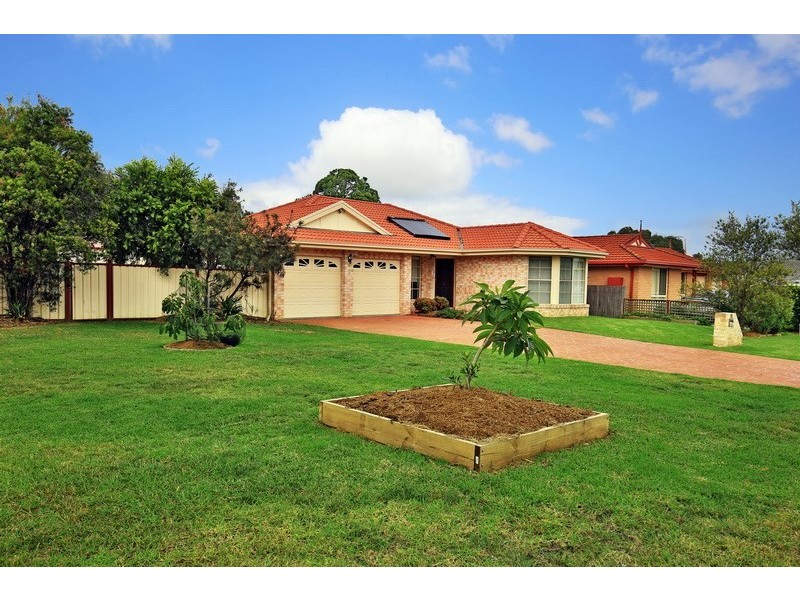 10 Almond Grove, Worrigee NSW 2540