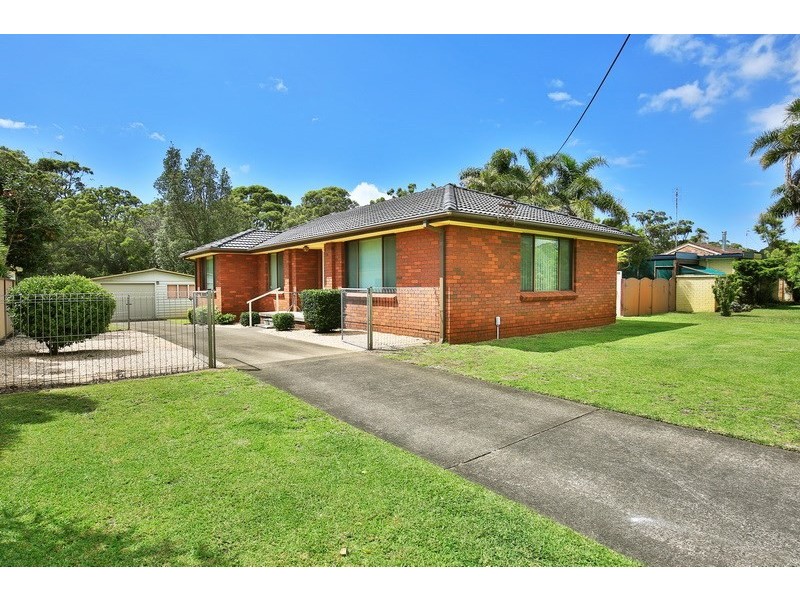10 McLay Avenue, Shoalhaven Heads NSW 2535