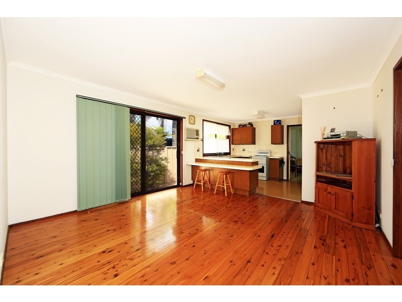 10 McLay Avenue, Shoalhaven Heads NSW 2535