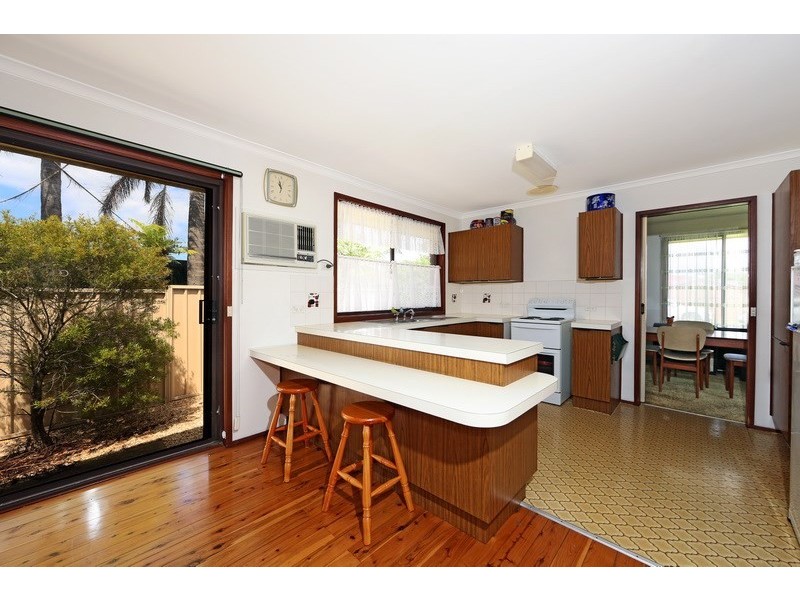 10 McLay Avenue, Shoalhaven Heads NSW 2535