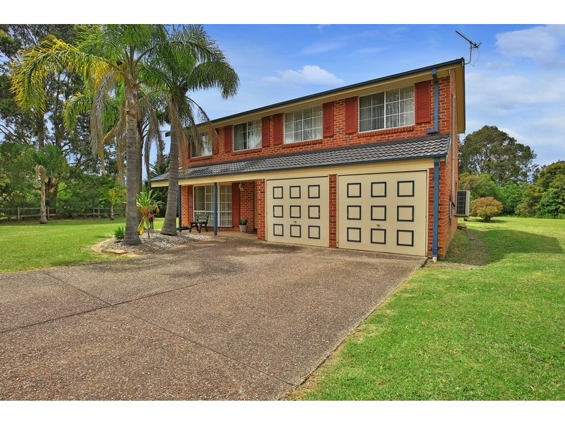 14 Elvin Drive, Bomaderry NSW 2541