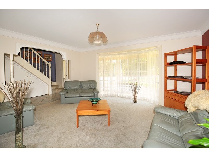 14 Elvin Drive, Bomaderry NSW 2541