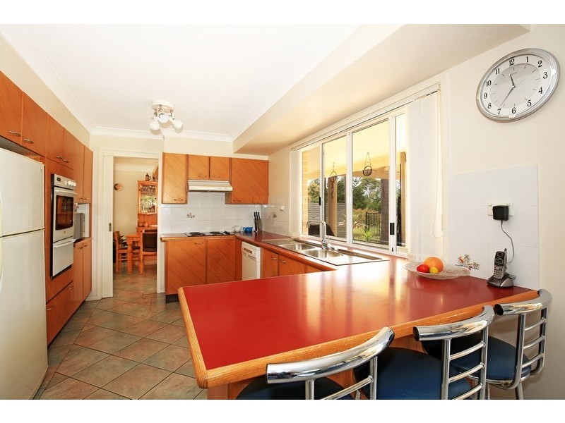 14 Elvin Drive, Bomaderry NSW 2541