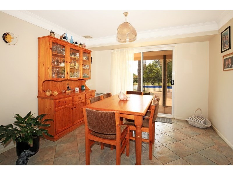 14 Elvin Drive, Bomaderry NSW 2541