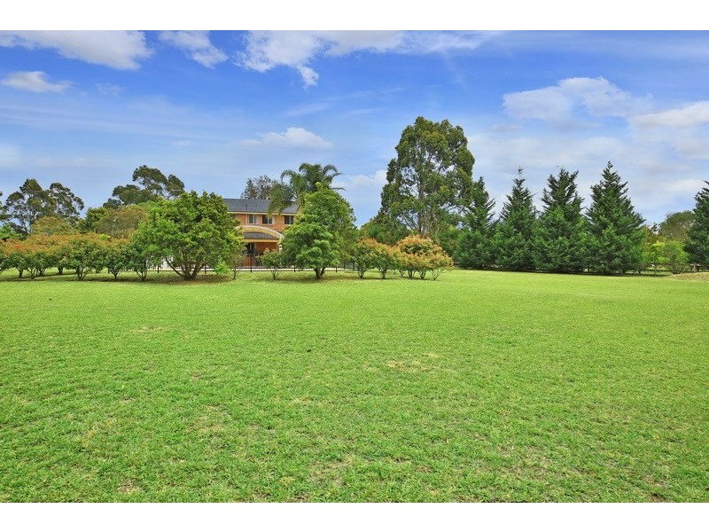 14 Elvin Drive, Bomaderry NSW 2541