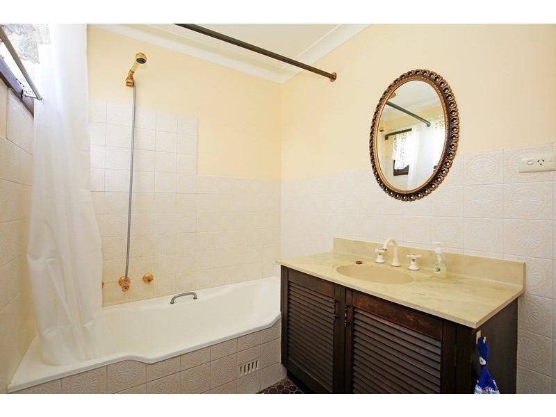 3 Lyrebird Drive, Nowra NSW 2541