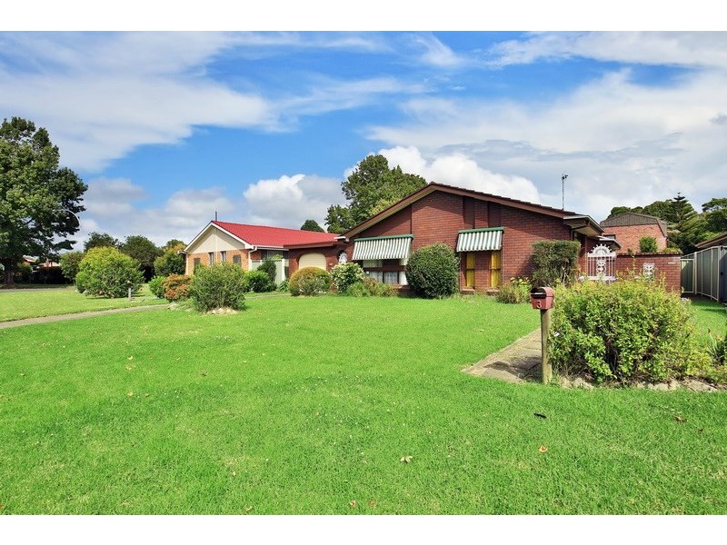 3 Lyrebird Drive, Nowra NSW 2541