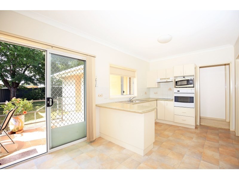 9 Philip Drive, North Nowra NSW 2541