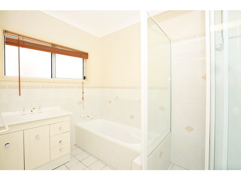 9 Philip Drive, North Nowra NSW 2541