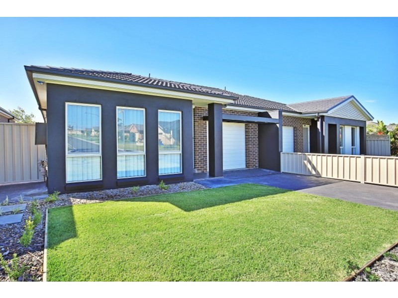2/17 Bluewattle Road, Worrigee NSW 2540