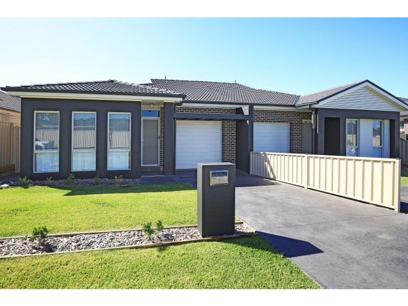 2/17 Bluewattle Road, Worrigee NSW 2540