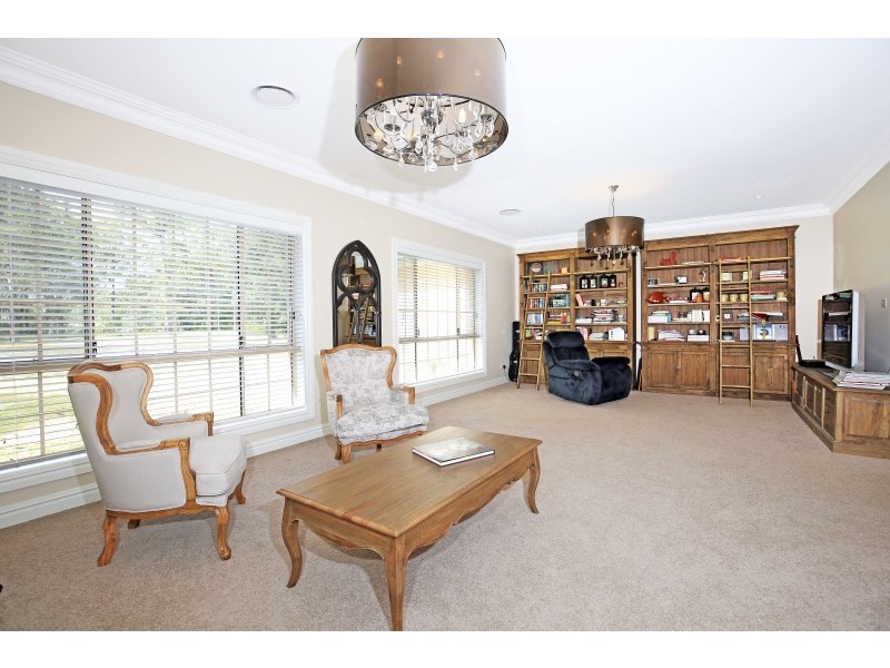 24 Hart Road, Falls Creek NSW 2540