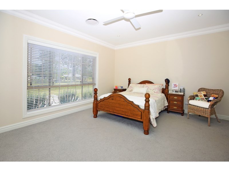 24 Hart Road, Falls Creek NSW 2540