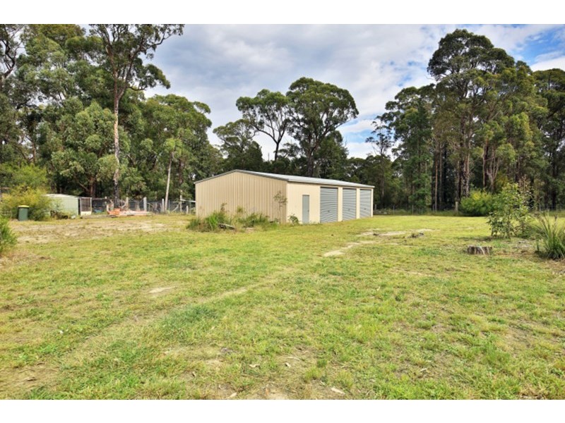 24 Hart Road, Falls Creek NSW 2540