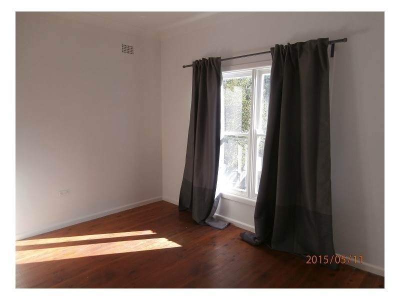 137 Berry Street, Nowra NSW 2541
