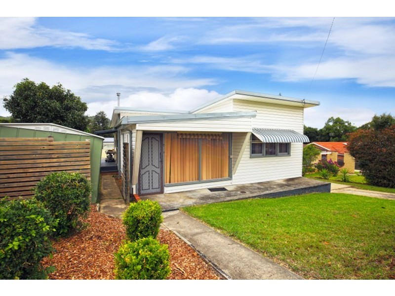 28 Tarawal Street, Bomaderry NSW 2541