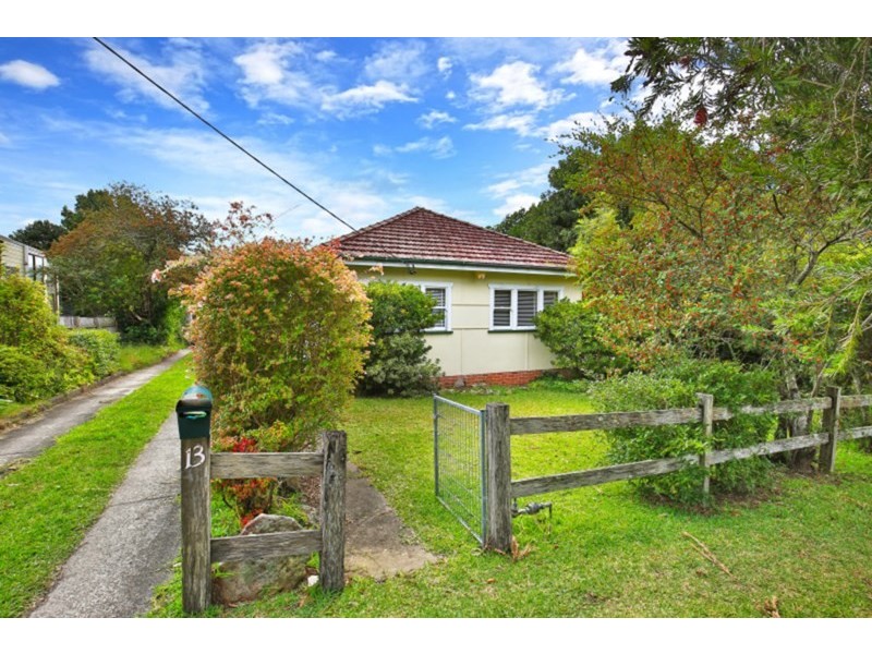 13 Huxley Street, Nowra NSW 2541
