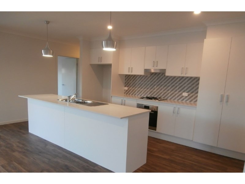 14 Centre Street, Nowra NSW 2541