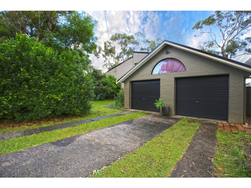 11 Chittick Avenue, North Nowra NSW 2541