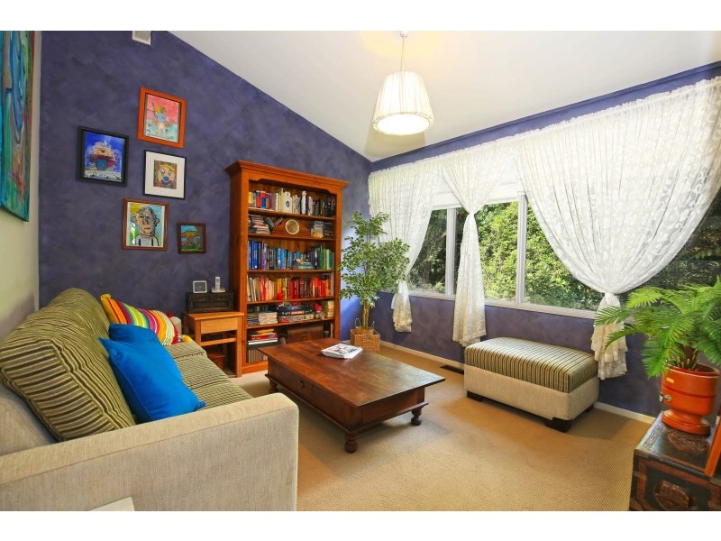 11 Chittick Avenue, North Nowra NSW 2541