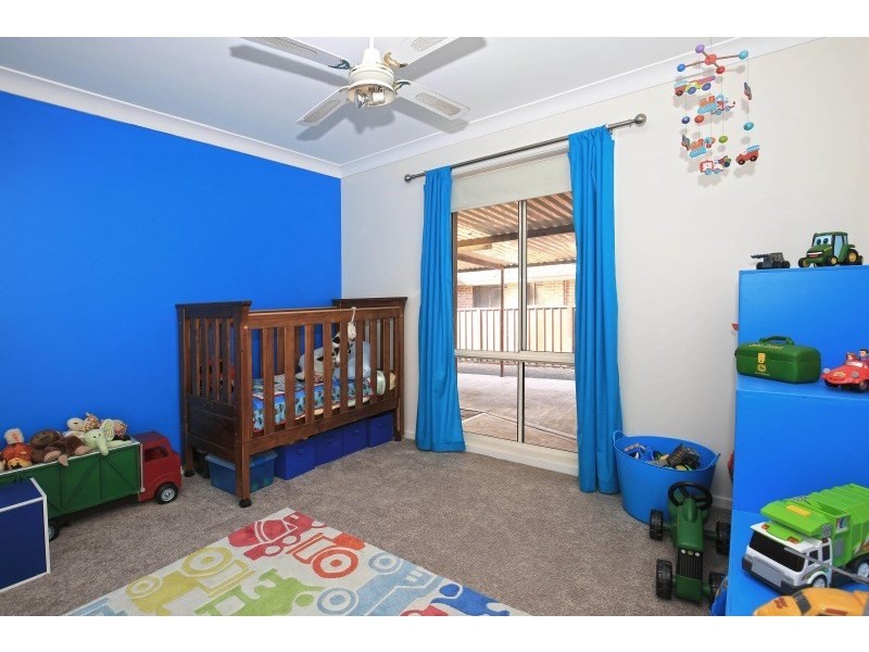 4 Garlin Close, North Nowra NSW 2541