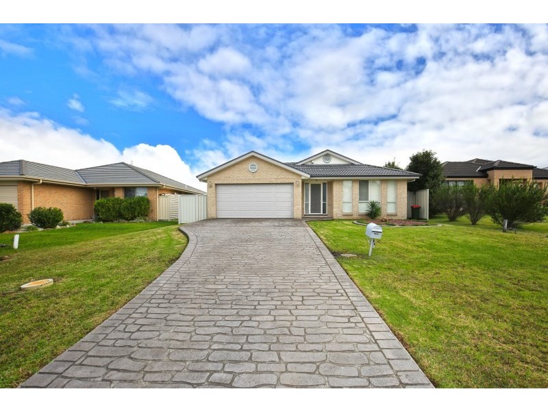 96 Rayleigh Drive, Worrigee NSW 2540
