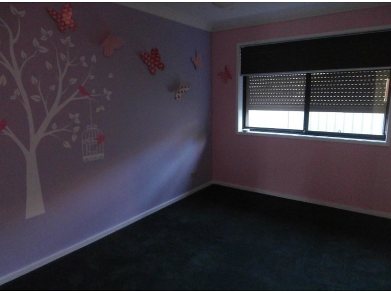 99 Lyndhurst Drive, Bomaderry NSW 2541