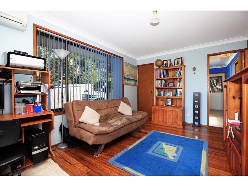9 Ringbalin Crescent, Bomaderry NSW 2541