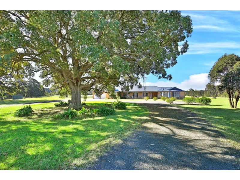 24 Willandra Way, Nowra Hill NSW 2540
