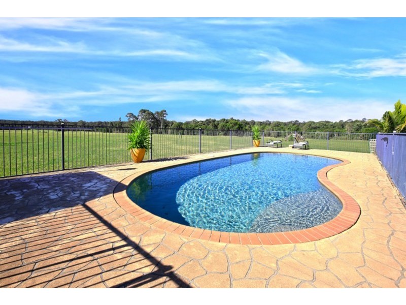 24 Willandra Way, Nowra Hill NSW 2540