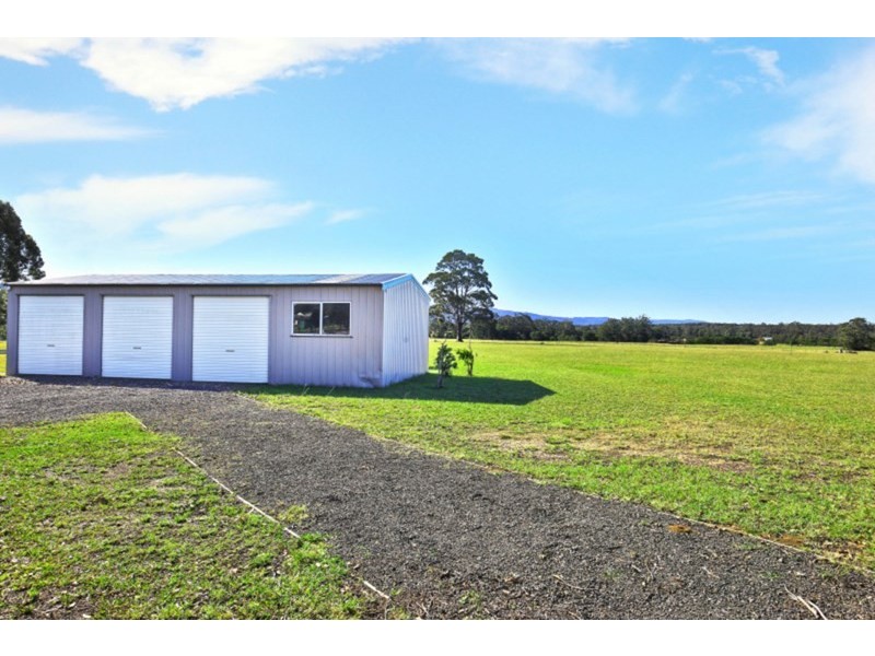 24 Willandra Way, Nowra Hill NSW 2540