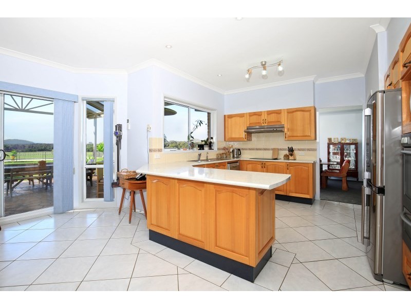 24 Willandra Way, Nowra Hill NSW 2540