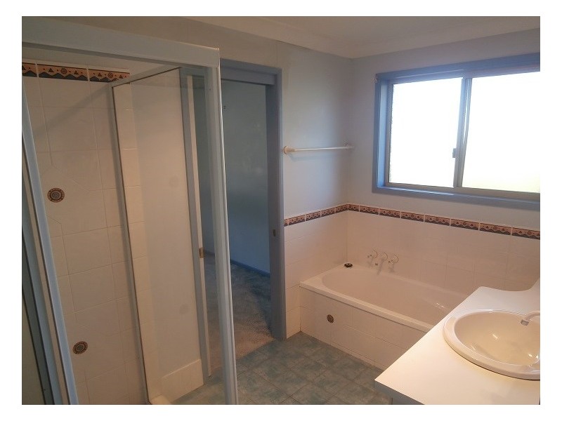 4 Faulks Place, Cambewarra NSW 2540