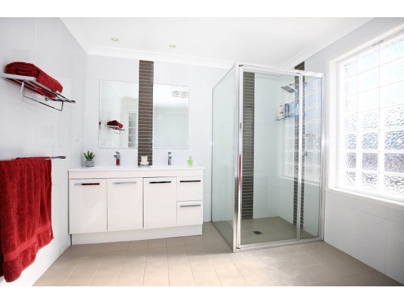 23 Chittick Avenue, North Nowra NSW 2541