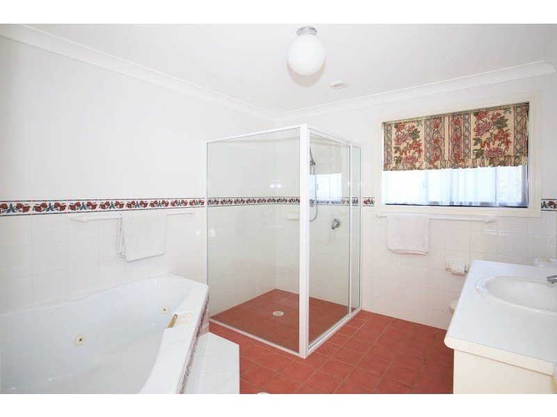 16 Kells Road, Tomerong NSW 2540