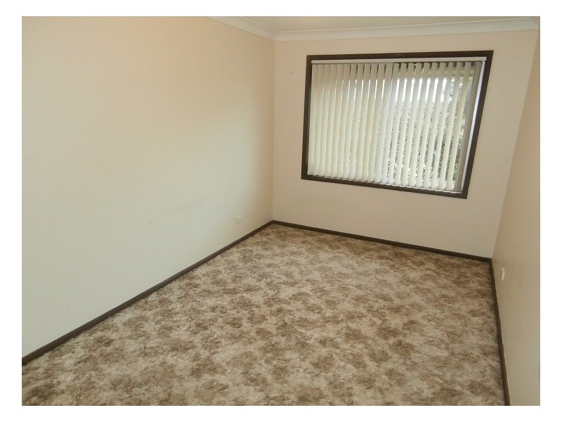 2 Castle Glen, North Nowra NSW 2541