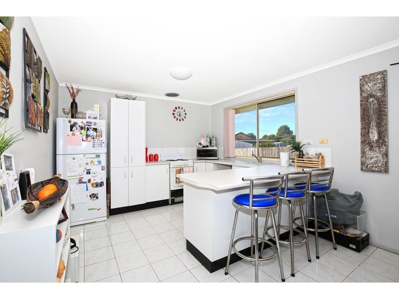 6 Copper leaf Place, Worrigee NSW 2540