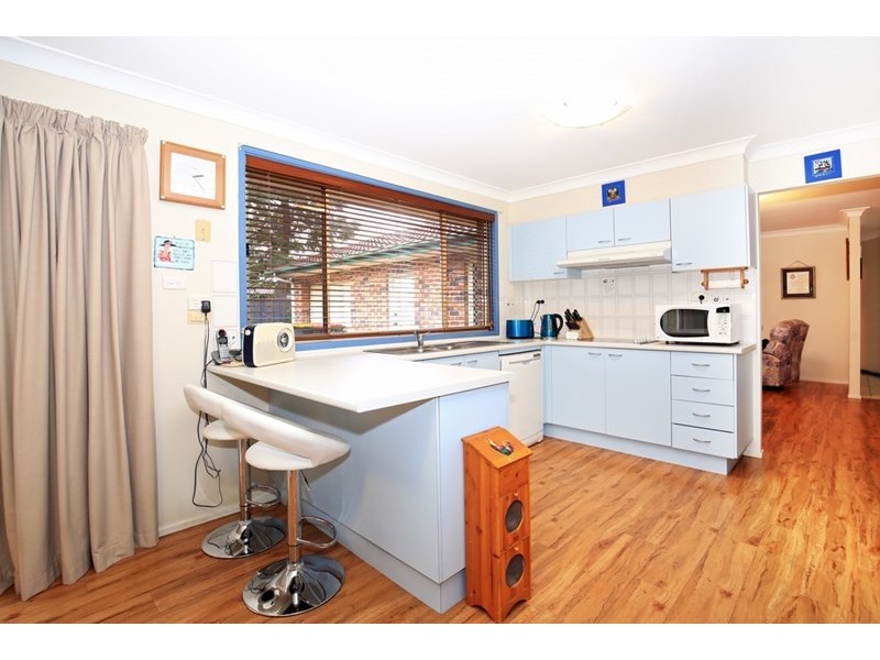 2 Crosby Place, Bomaderry NSW 2541