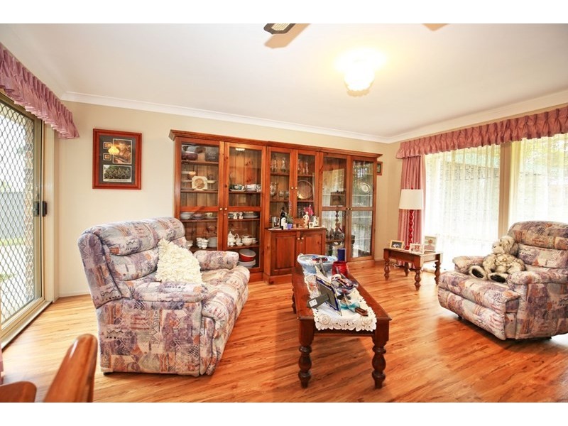 2 Crosby Place, Bomaderry NSW 2541