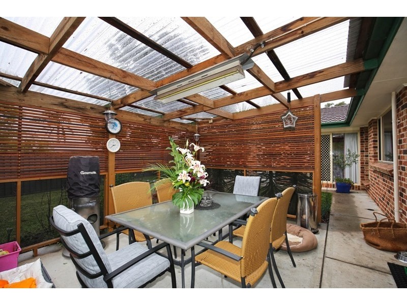 2 Crosby Place, Bomaderry NSW 2541