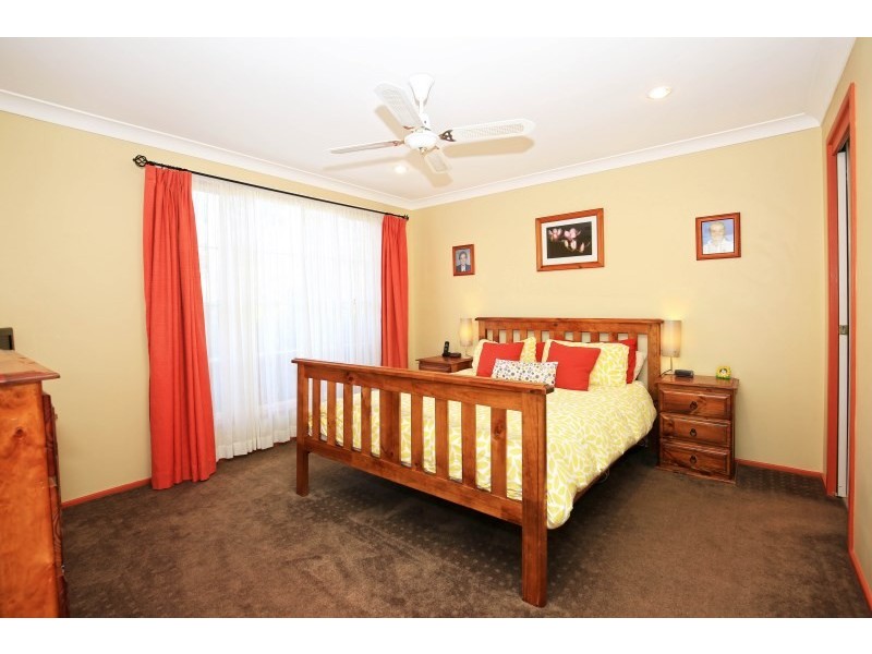 10 Gunyuma Crescent, North Nowra NSW 2541