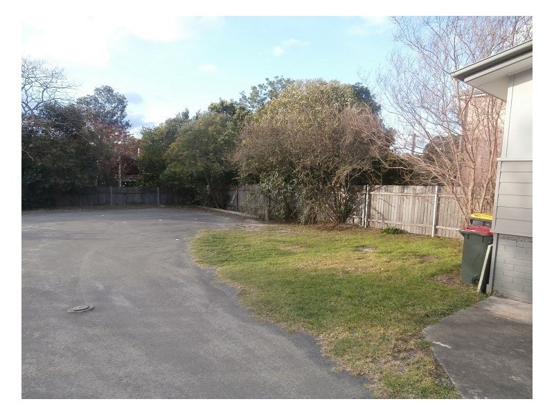 5 Moss Street, Nowra NSW 2541