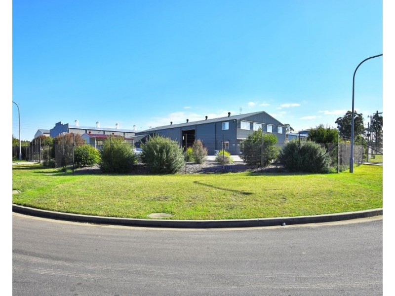 35 Tom Thumb Avenue, South Nowra NSW 2541