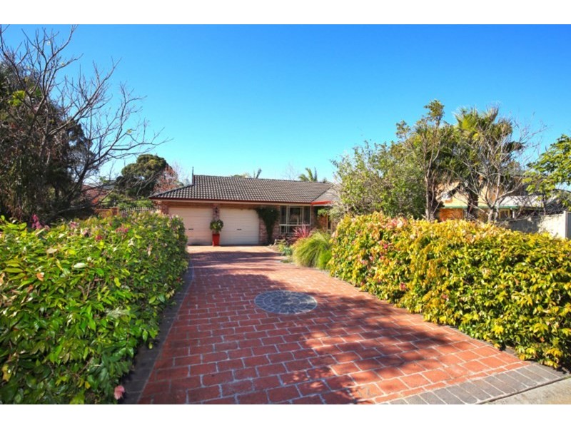 12 St James Crescent, Worrigee NSW 2540