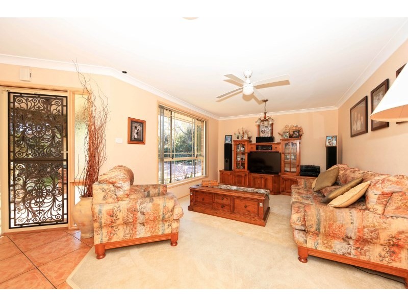 12 St James Crescent, Worrigee NSW 2540