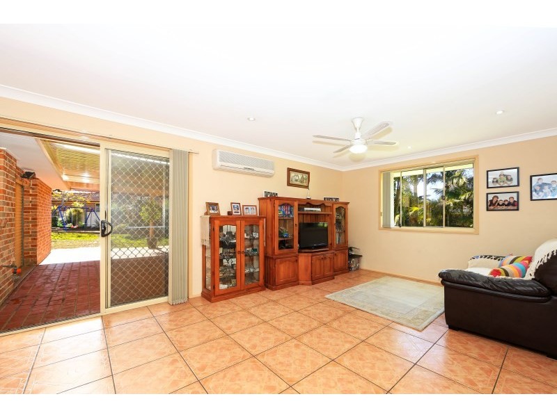 12 St James Crescent, Worrigee NSW 2540