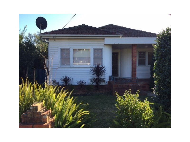 131 Plunkett Street, Nowra NSW 2541